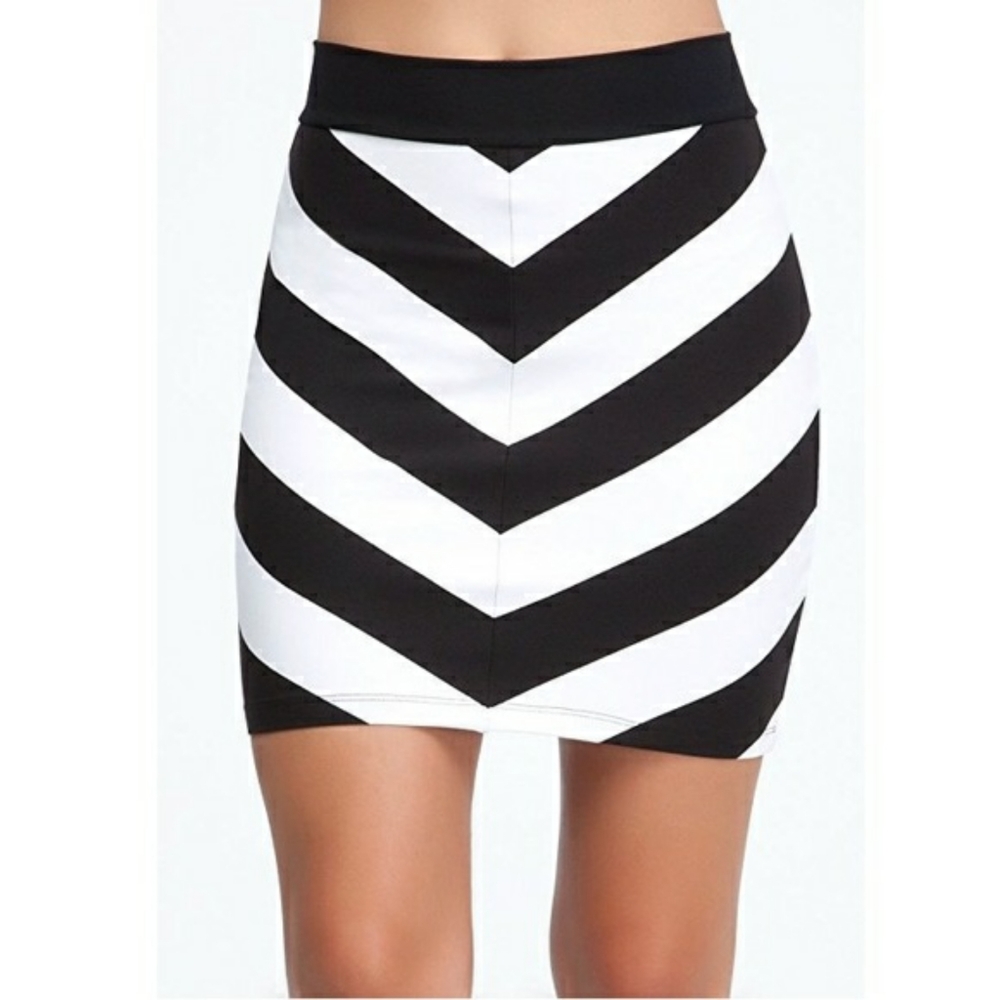 bebe Stripe Chevron Mini Skirt